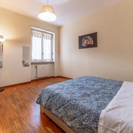Casa Giuli - Metro Jonio Рим